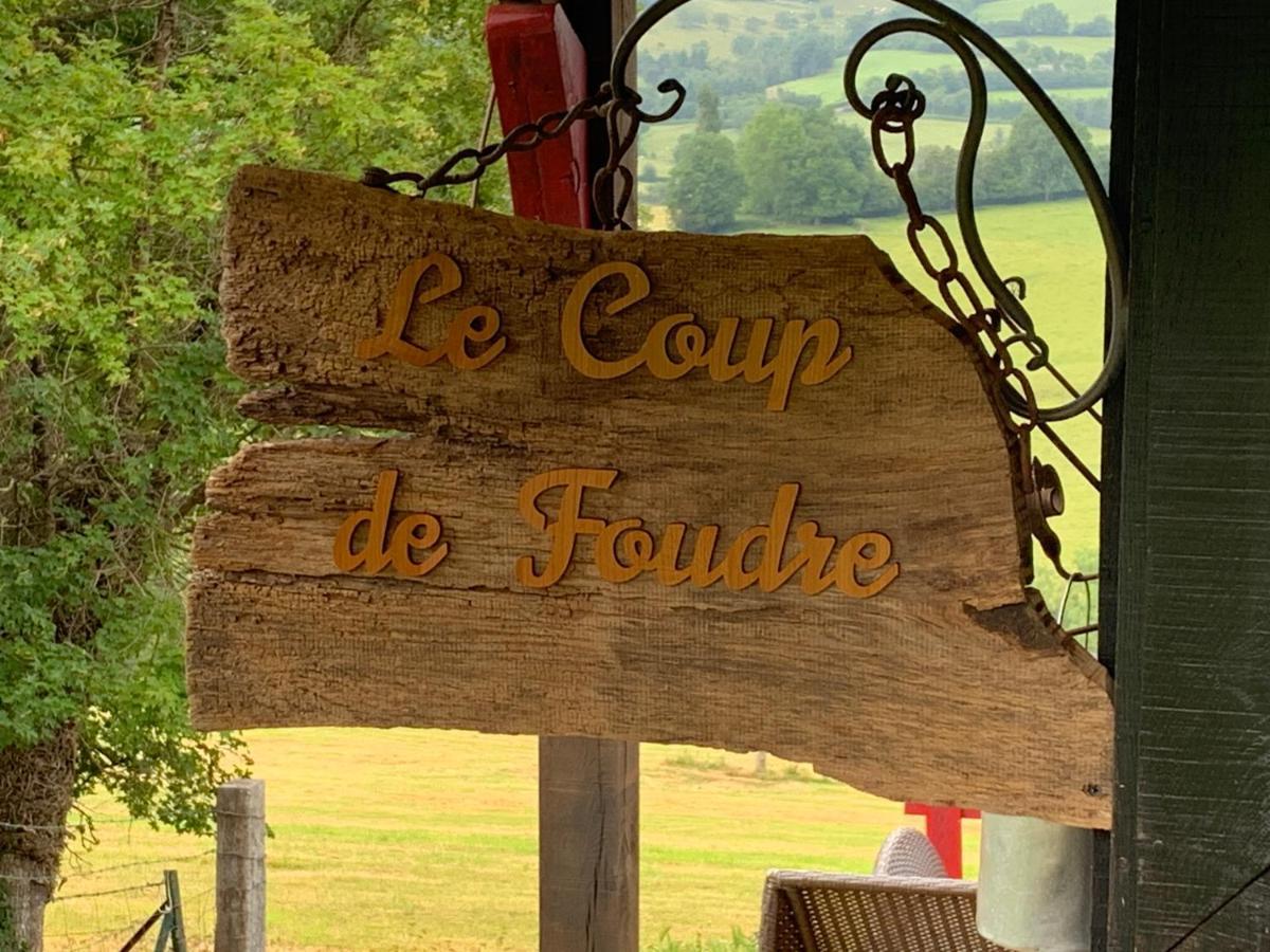 Hébergements Insolites dans tonneaux - Gite Le Coup de Foudre Vimoutiers Exterior foto
